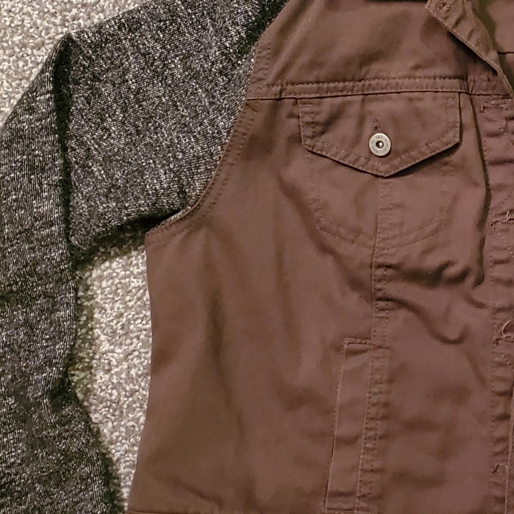 Jacket - Picture 3 of 4